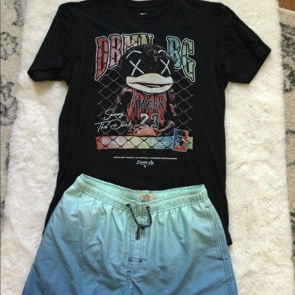 Dream Big BB T size Medium - Picture 3 of 3